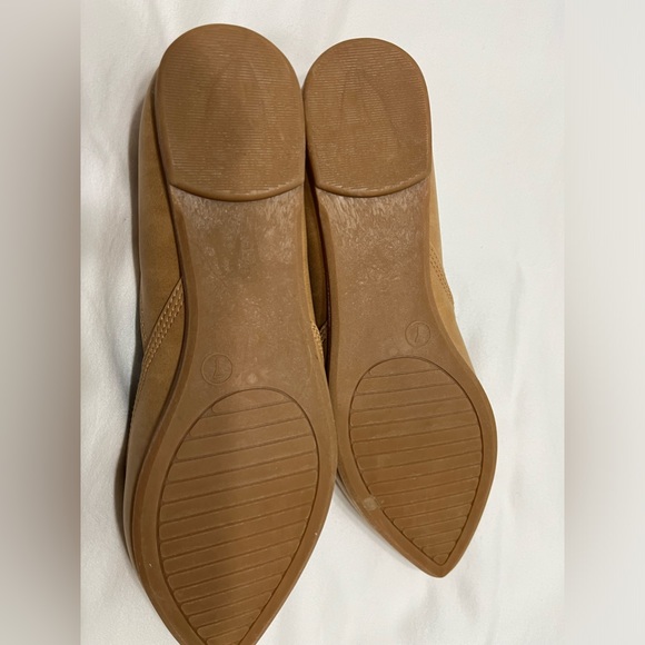 NWOT Maurice’s Flats - Picture 2 of 2